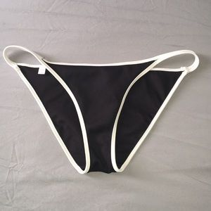 VICTORIA'S SECRET black & white bikini bottoms!